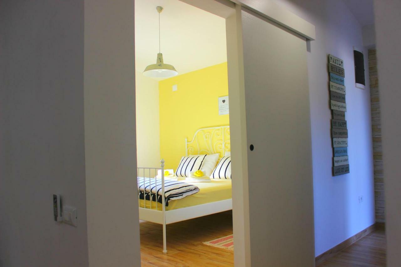 Holiday Home Deni Roc Ngoại thất bức ảnh