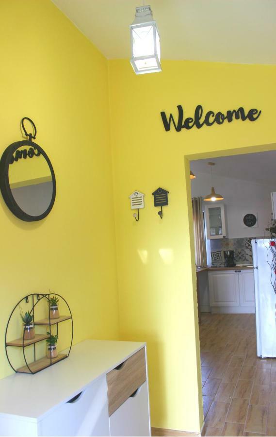Holiday Home Deni Roc Ngoại thất bức ảnh