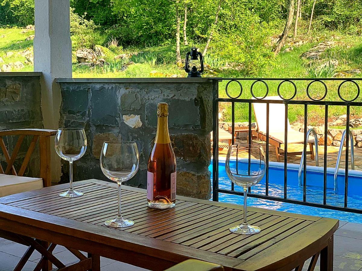 Holiday Home Deni Roc Ngoại thất bức ảnh