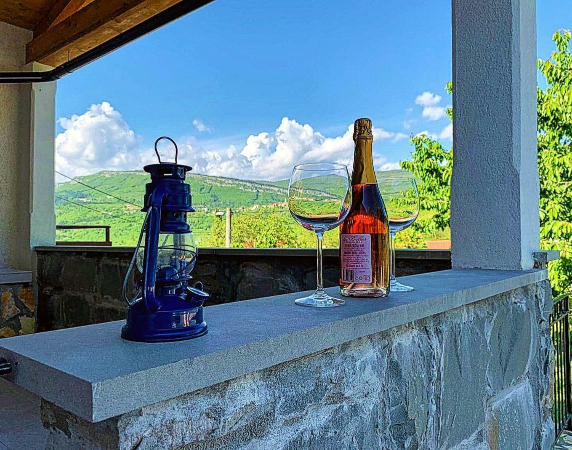 Holiday Home Deni Roc Ngoại thất bức ảnh